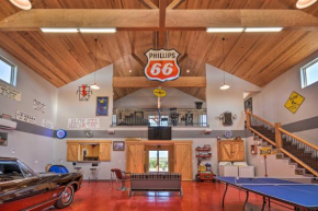 Canyon Barndominium with Hot Tub and Golf Cart!